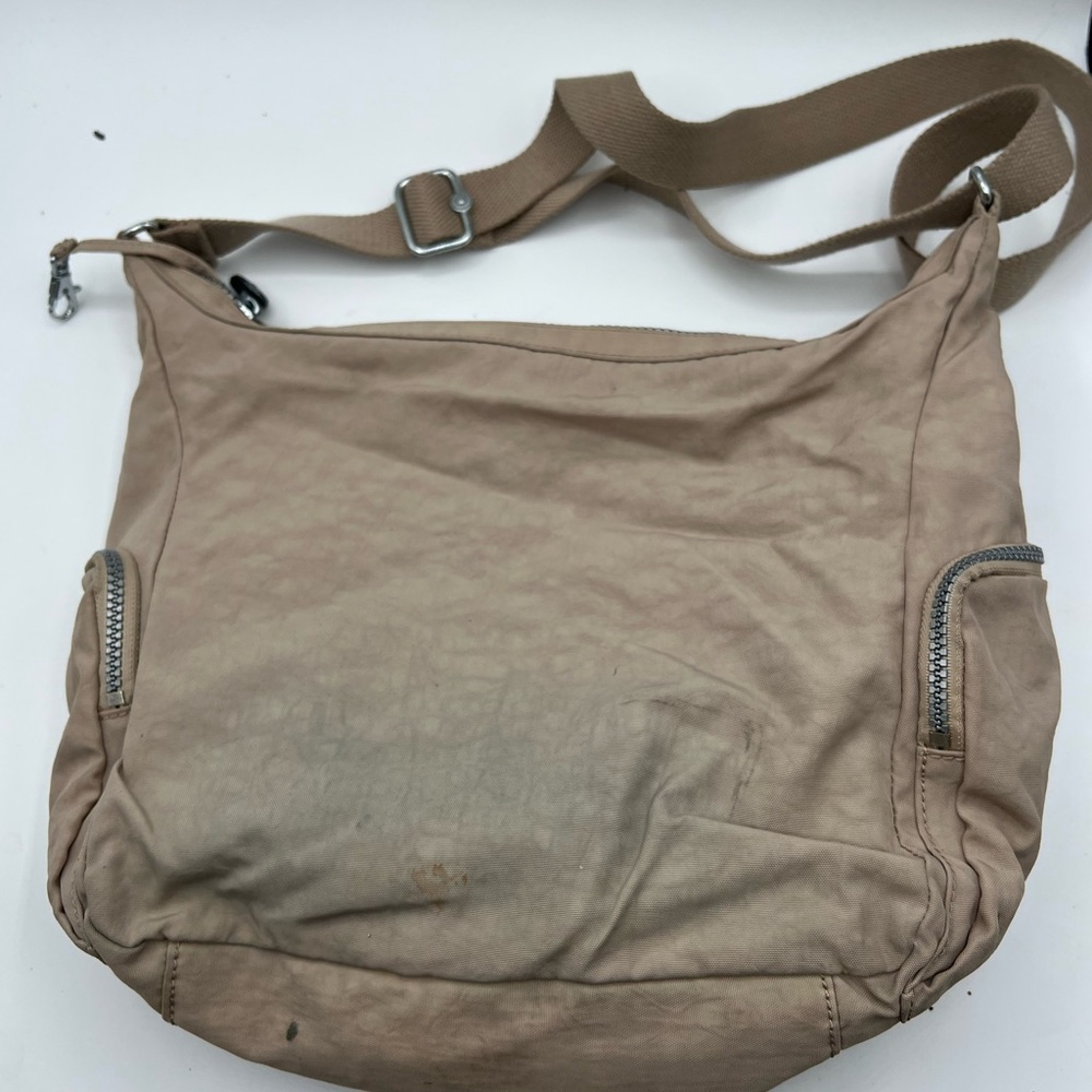 Kipling Monkey Bag With Keychain - image 4